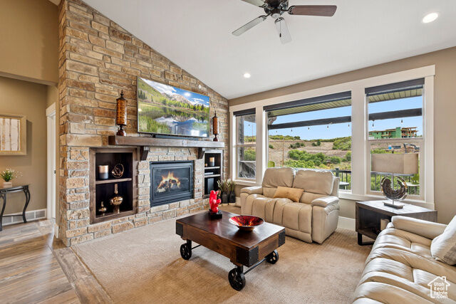 Property Photo: 1754 E Longview Dr UT 84036