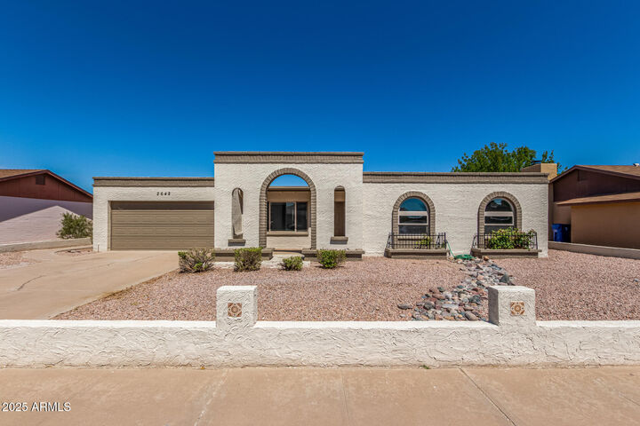 Property Photo: 2642 W Onza Avenue AZ 85202