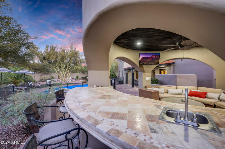 Property Photo:  6945 E Ashler Hills Drive  AZ 85266 