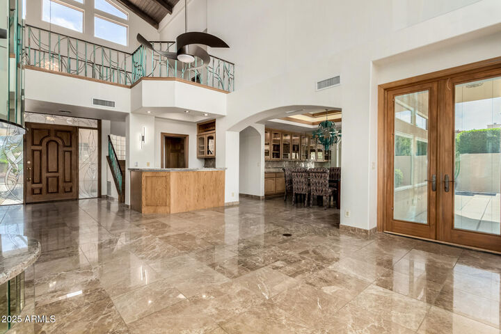 Property Photo:  5812 W Del Lago Circle  AZ 85308 
