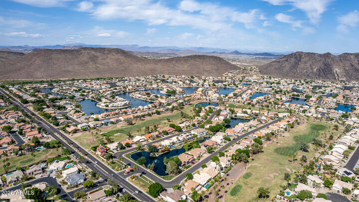 Property Photo:  5812 W Del Lago Circle  AZ 85308 