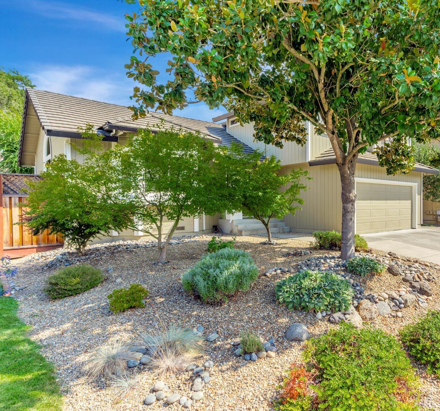 Property Photo:  9525 Camelot Drive  CA 95492 