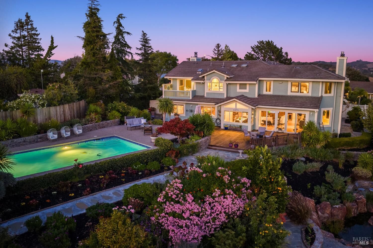 Property Photo: 16 Fontana Court CA 94945