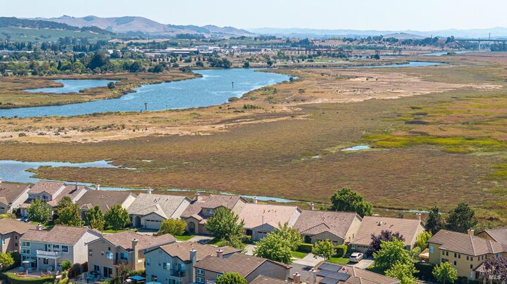 Property Photo: 91 S Newport Drive CA 94559