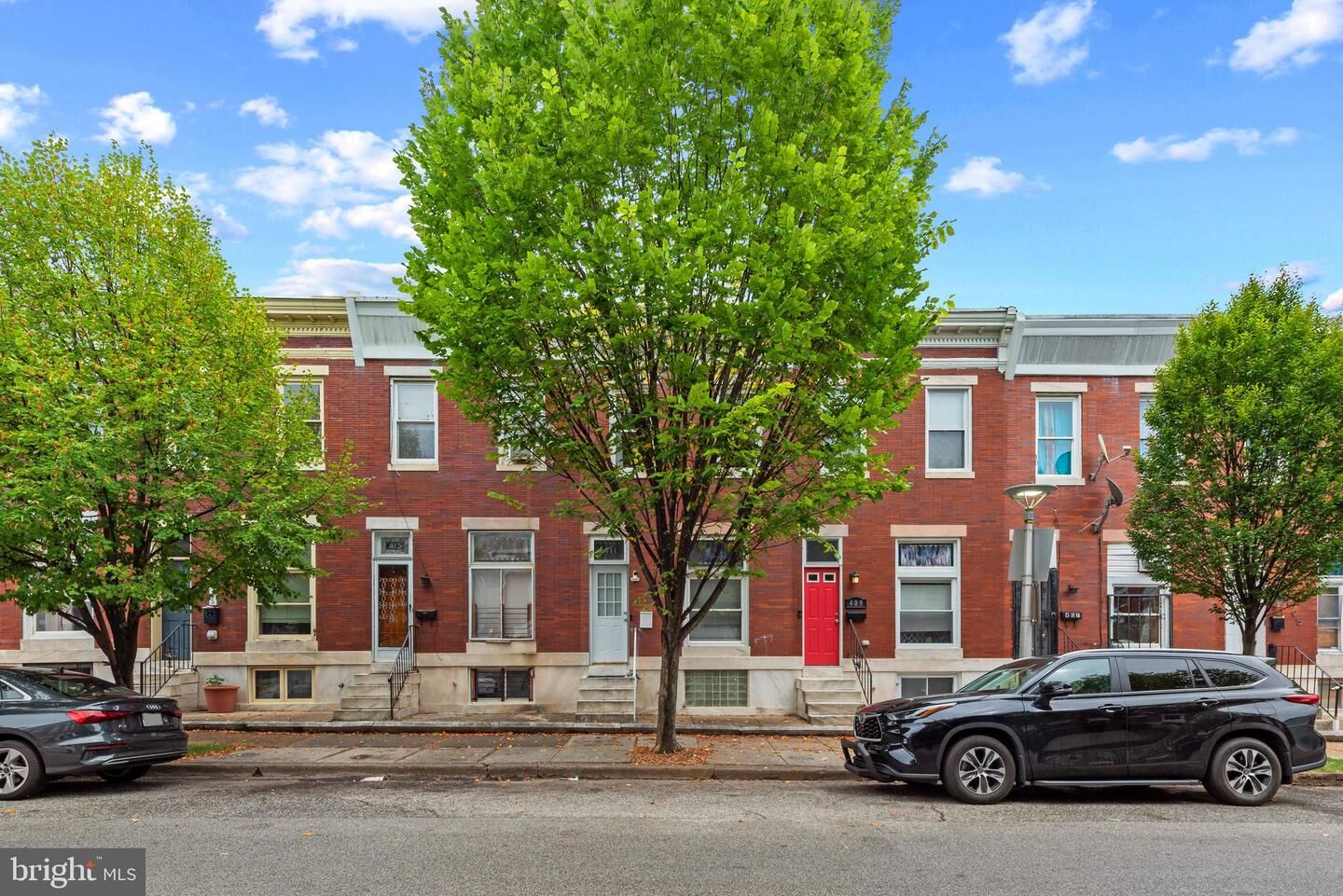 Property Photo: 411 N Kenwood Avenue MD 21224