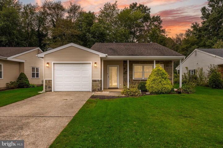 175 Huntington Drive  Southampton NJ 08088 photo