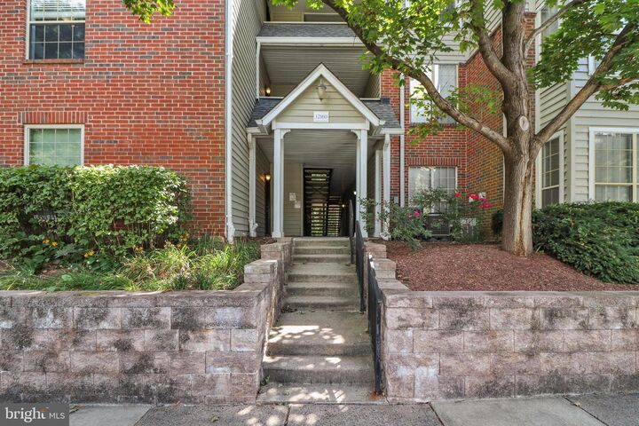 Property Photo: 12160 Penderview Terrace 1133 VA 22033