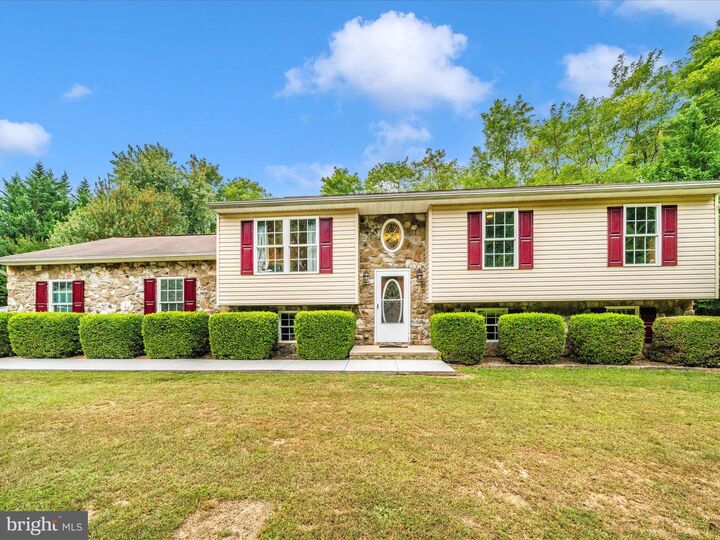 105 Saint Johns Road  Littlestown PA 17340 photo