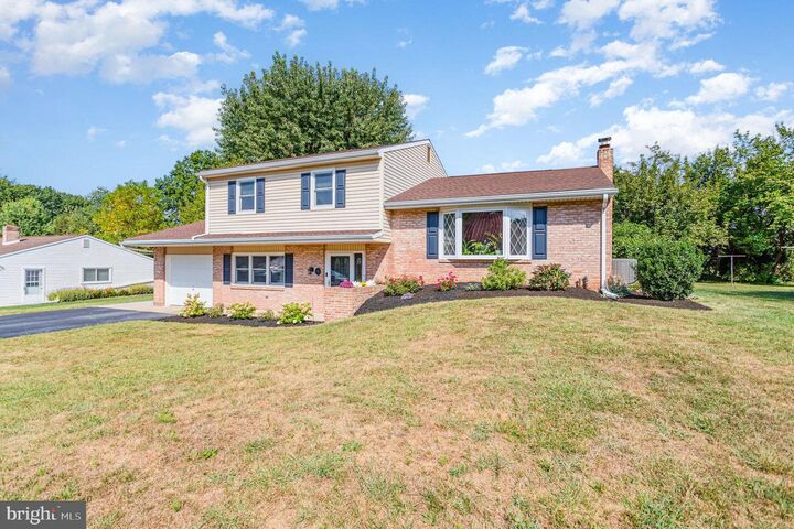 Property Photo:  4 Big Horn Avenue  PA 17055 