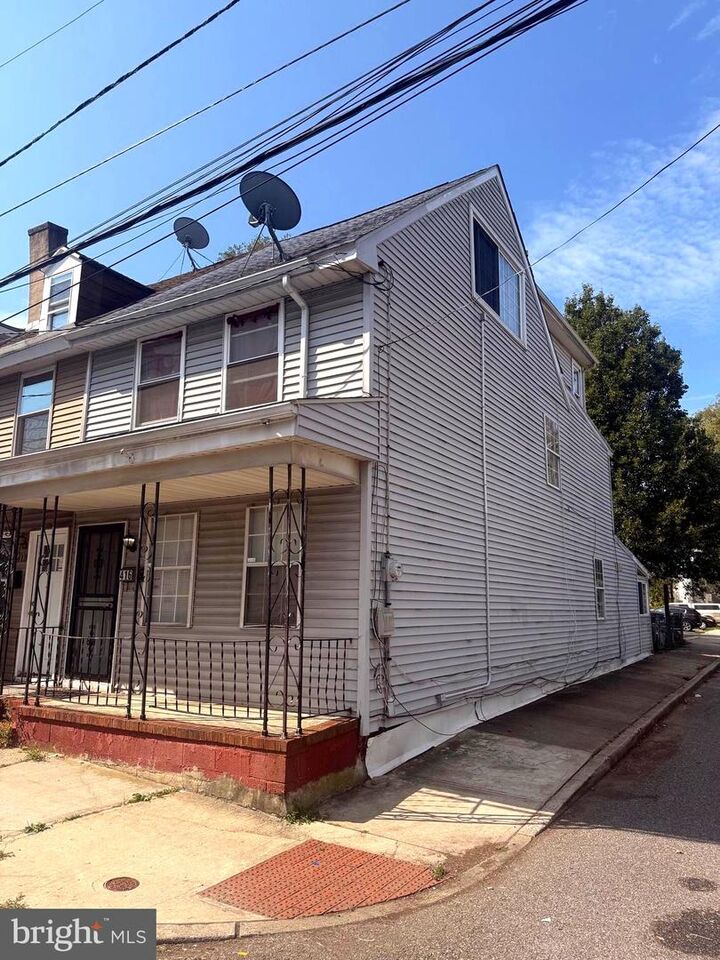 Property Photo:  416 St. Mary'S Street  NJ 08016 