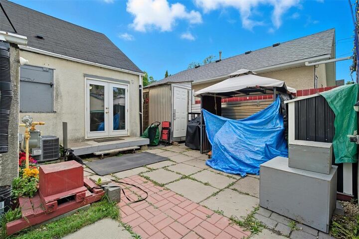 Photo de la propriété:  771 Hector Avenue  MB R3M 2E5 