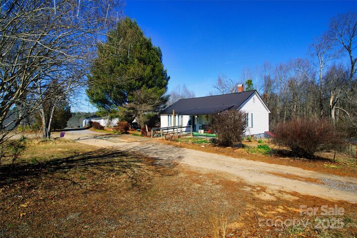 160 Sharpe Farm Drive  Statesville NC 28625 photo