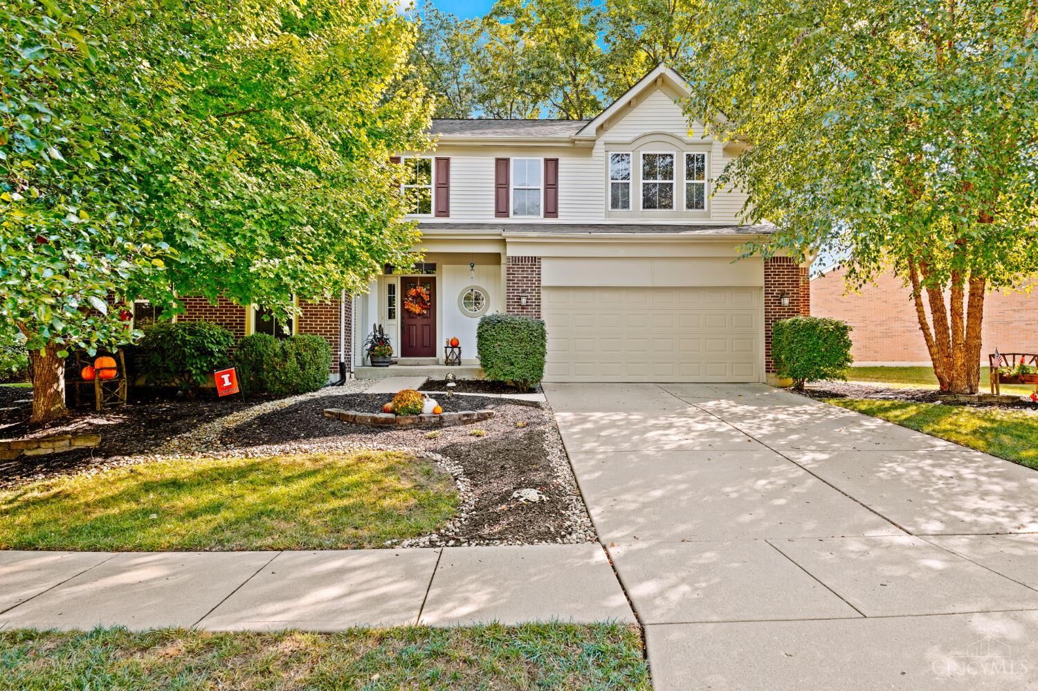 Property Photo:  6250 Avebury Court  OH 45152 