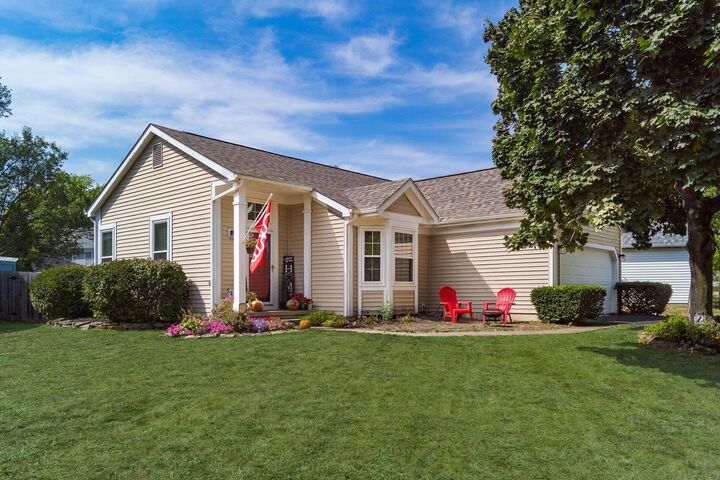 Property Photo:  4817 Coachford Drive  OH 43231 