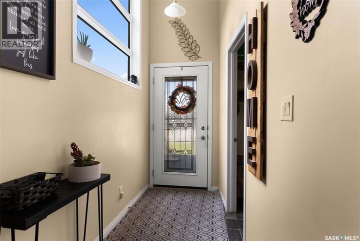 Property Photo:  2 41 Qu'Appelle Crescent  SK S0G 0E0 