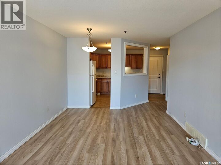 Property Photo:  302 3946 Robinson Street  SK S4S 3C8 