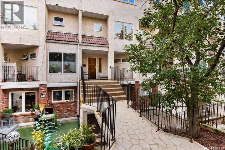 27 2338 Assiniboine Avenue  Regina SK S4V 2G2 photo