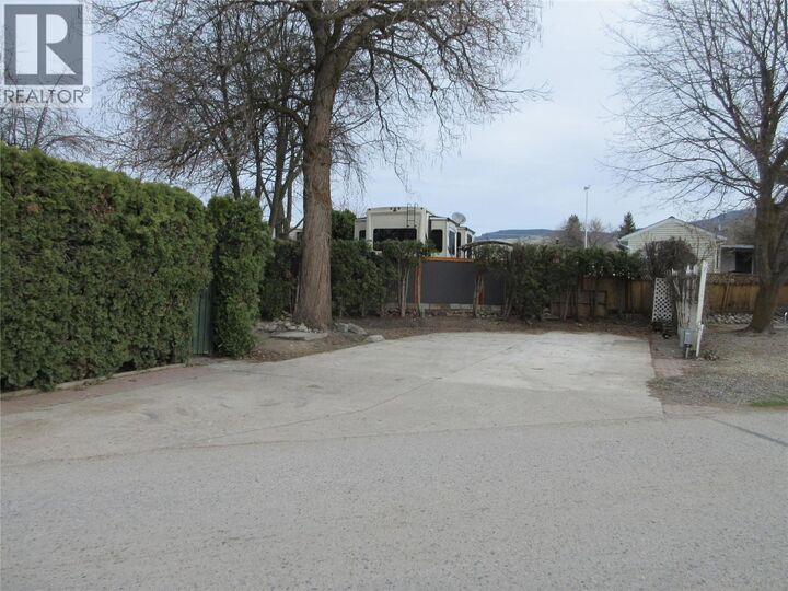 Photo de la propriété:  415 Commonwealth Road 75  BC V4V 1P4 