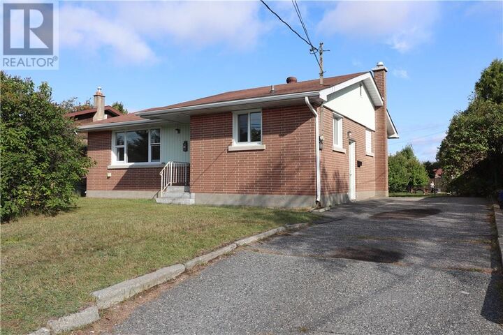 Property Photo: 2288 Madison Avenue ON P3A 2R3