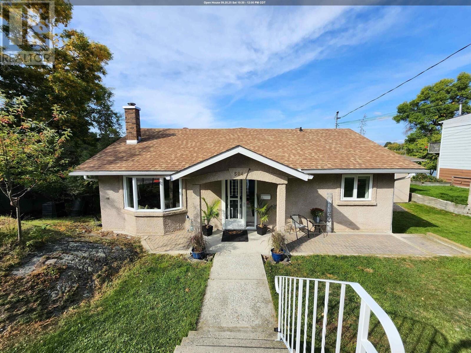 Property Photo:  504 Front Street  ON P0X 1C0 