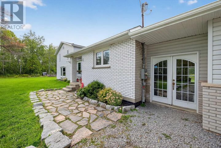 Property Photo:  28650 Hwy 12  ON L0K 1A0 