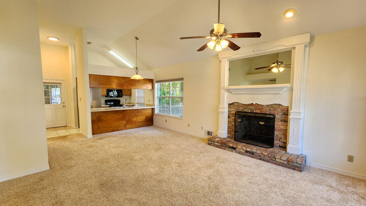 Property Photo:  2535 Georgetown Lane  FL 32547 