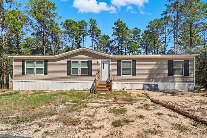 Property Photo:  170 Cowslip Court  FL 32433 