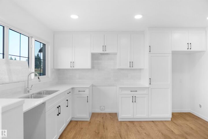 Property Photo:  1430 Aster Way NW 94  AB T6T 2N8 