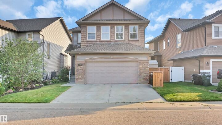 Property Photo:  5168 Sunview Drive  AB T8H 0K3 