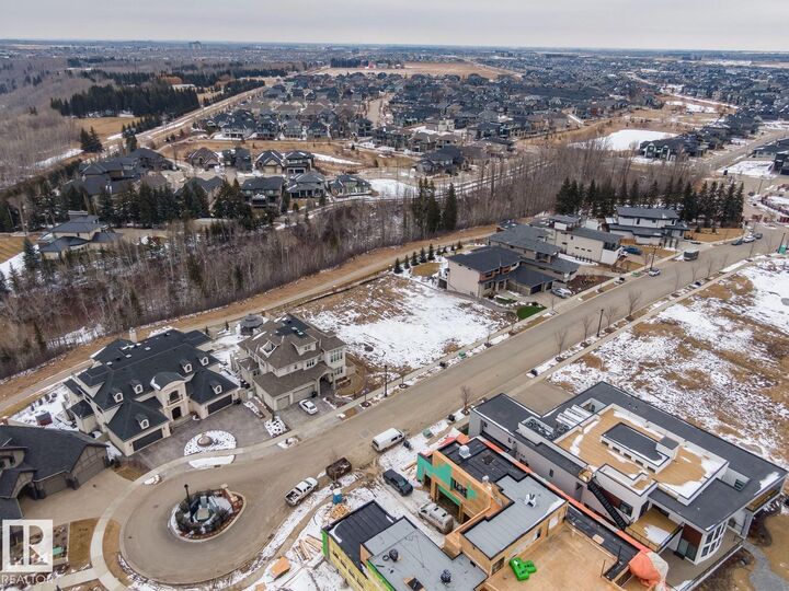 Property Photo:  3466 Keswick Boulevard SW 7  AB T6W 3S4 