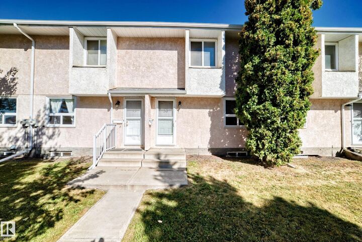 Property Photo:  53 Lakewood Village NW  AB T6K 2B3 