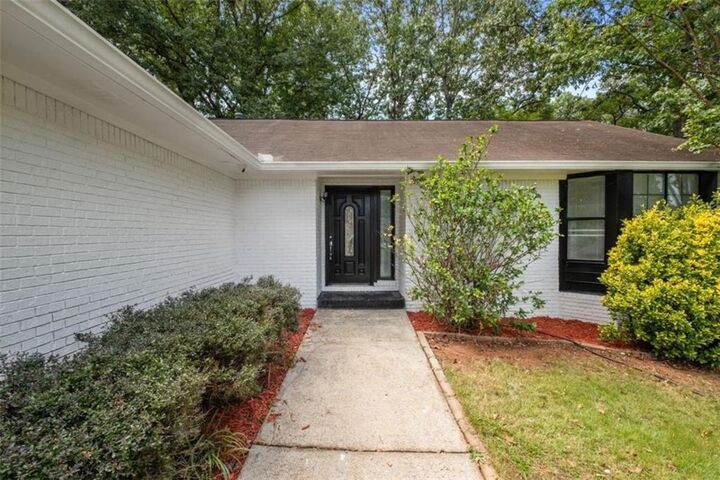 Property Photo: 7519 Conkle Road GA 30236