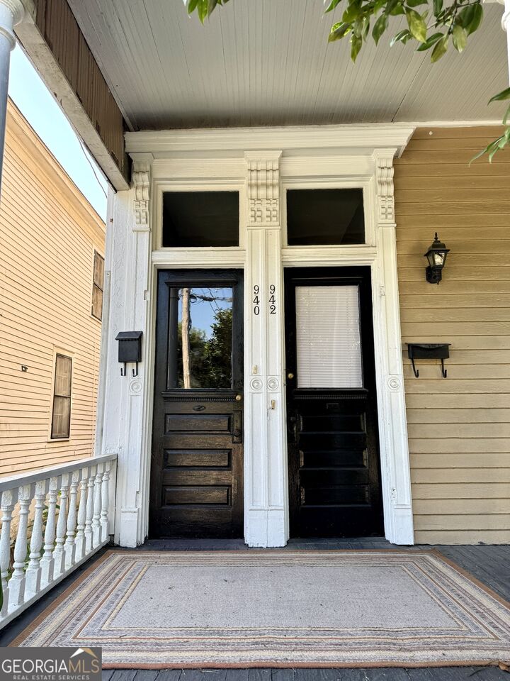 Property Photo:  940 Cole Street  GA 31201 