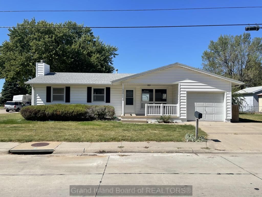 Property Photo: 1826 N Hancock NE 68803