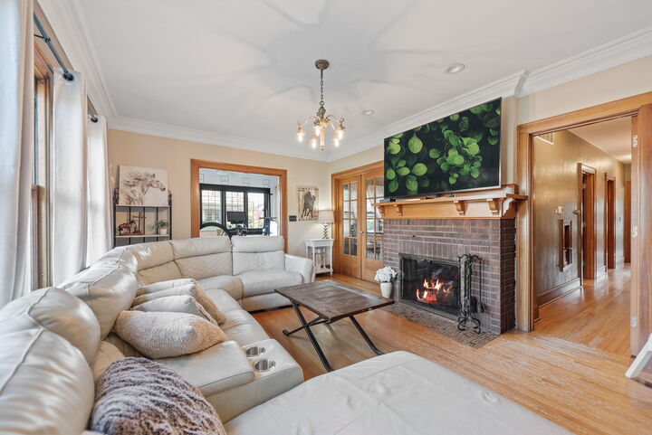 Property Photo: 1132 Indiana Avenue IN 46350
