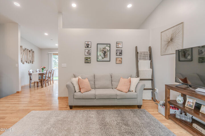 Property Photo:  2526 Berkshire Drive  ND 58503 