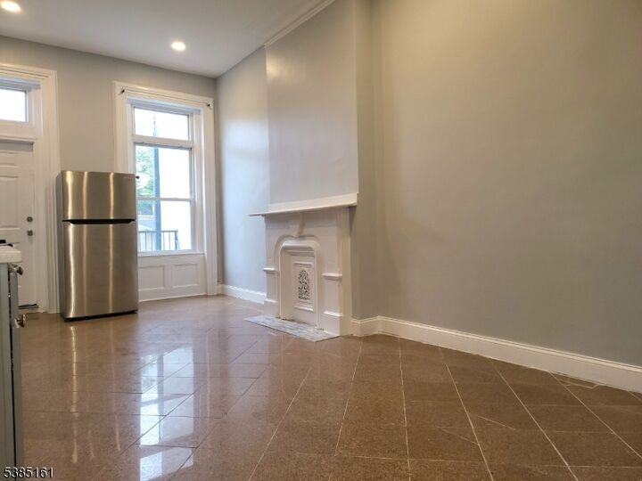 Property Photo:  322 Broadway 2  NJ 07104 