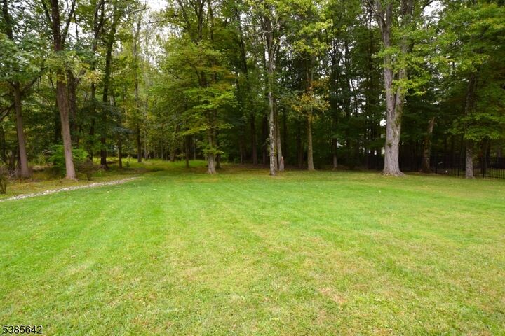 Property Photo:  633 Plainfield Ave  NJ 07922 
