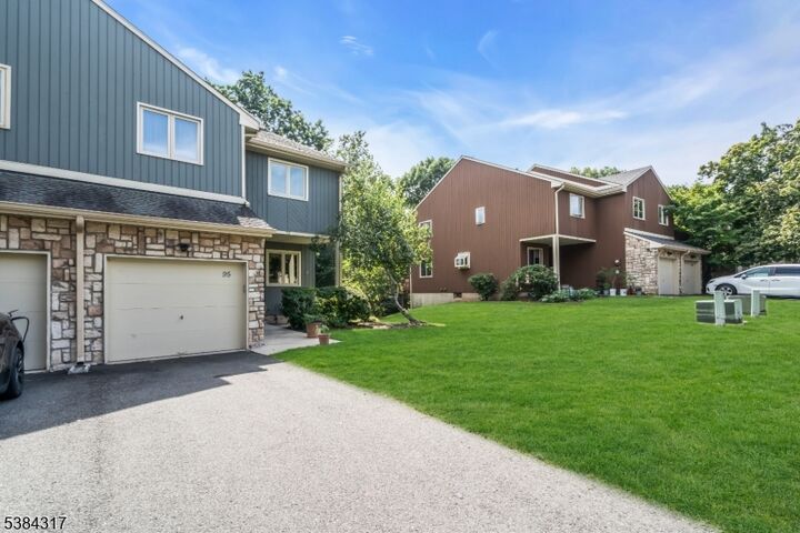 Property Photo:  95 Bond St  NJ 08807 