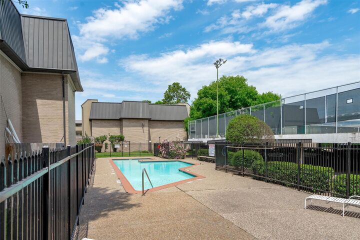 Property Photo: 8419 Hearth Drive 21 TX 77054