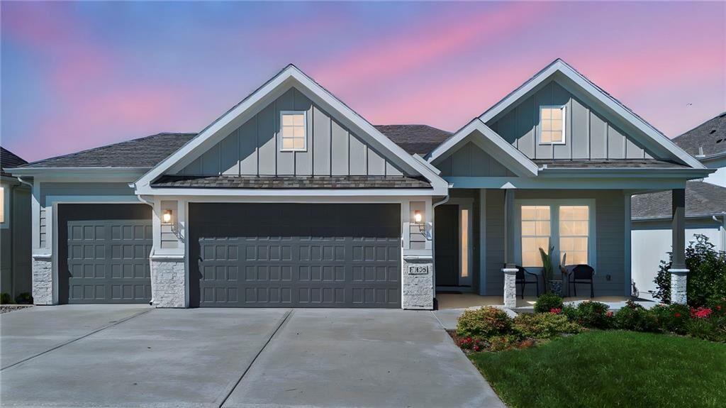 Property Photo: 17132 S Schweiger Drive KS 66062