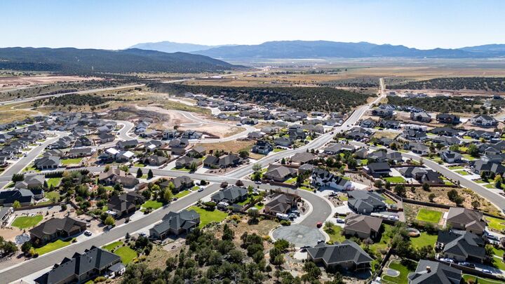 Property Photo:  2077 S Talon Circle  UT 84720 