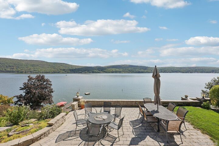 Property Photo:  14 Woodlands Terrace  NY 10925 