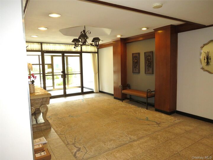 Property Photo:  33 Barker Avenue 5G  NY 10601 