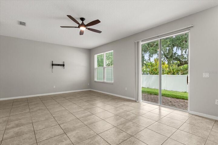 Property Photo:  4850 Poolside Drive  FL 34769 