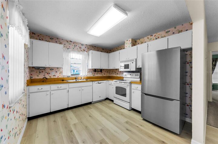 Property Photo:  675 Fort Duquesna Drive  FL 33573 