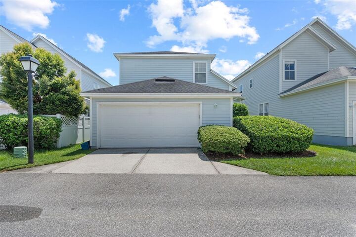 Property Photo: 205 Norfolk Place FL 34747