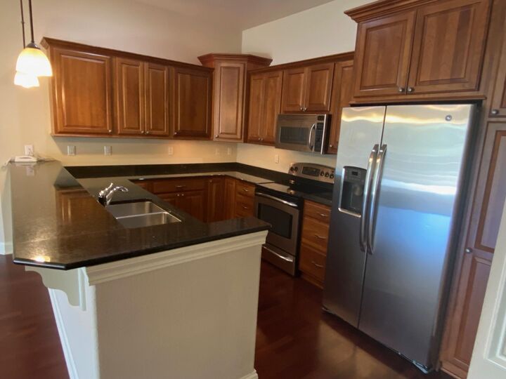 Property Photo:  19045 Thomson Dr 304   53045 