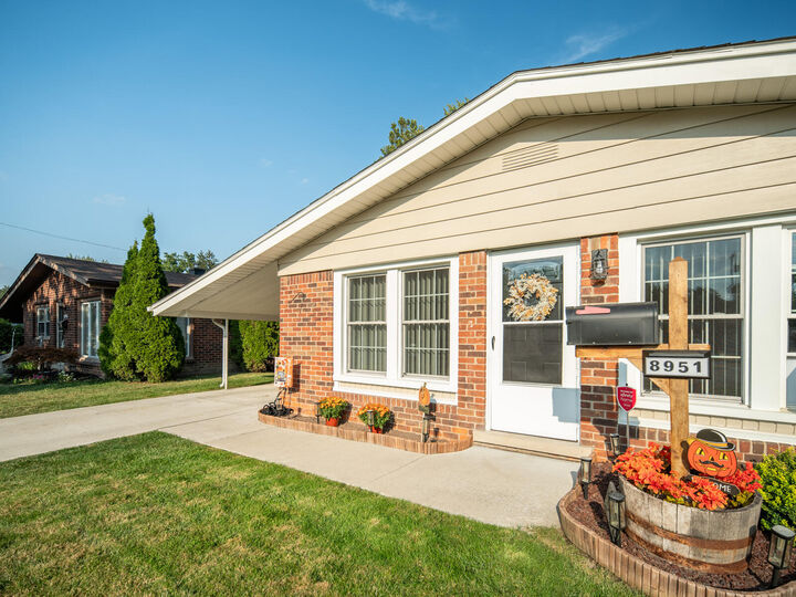 8951 Rackham Street  Taylor MI 48180 photo
