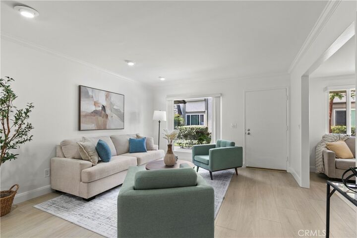 Property Photo:  13966 Chelmsford Walk  CA 92683 